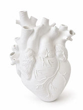 Load image into Gallery viewer, HEART BLOOM VASE
