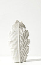 Load image into Gallery viewer, Maple Leaf Vase (Medium)
